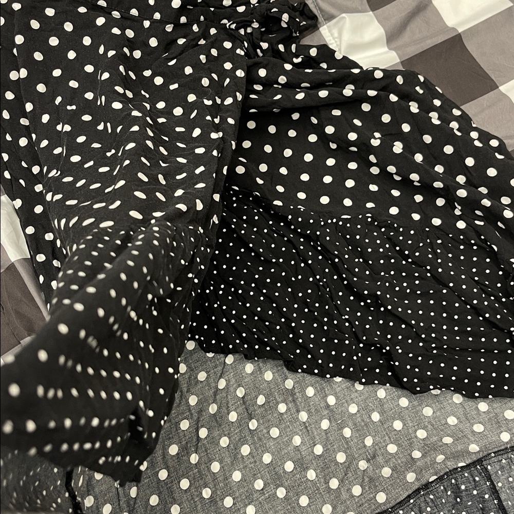 TORRID SIZE 1 Polka Dot Wrap Skirt - Picture 4 of 5